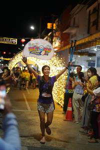 BIB: 
                            <button type="button" onclick="openModal(21830643)" class="btn btn-primary btn-sm float-right btn-popup" data-toggle="modal" data-target=".modal-high-quality">
                        <i class="fas fa-shopping-cart"></i> Add to Cart
                    </button>
                                            <button type="button" onclick="isThisMe(21830643, true)" class="btn btn-success btn-sm float-right btn-popup btn-isme hidden" data-toggle="tooltip" data-placement="bottom" title="นี่คือรูปของคุณใช่ไหม คลิกที่นี่เพื่อเอาเข้าอัลบั้ม">
                        <i class="fas fa-plus"></i> Add to album
                    </button>
                    <button type="button" onclick="isThisMe(21830643, false)" class="btn btn-warning btn-sm float-right btn-popup btn-isnotme hidden">
                        <i class="fas fa-ban"></i> Remove from album
                    </button>